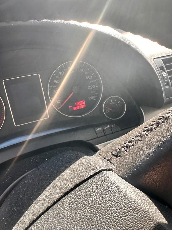 Gebraucht Audi A4 S-Line 140 PS (102 kW) 2005 Blau Kombi