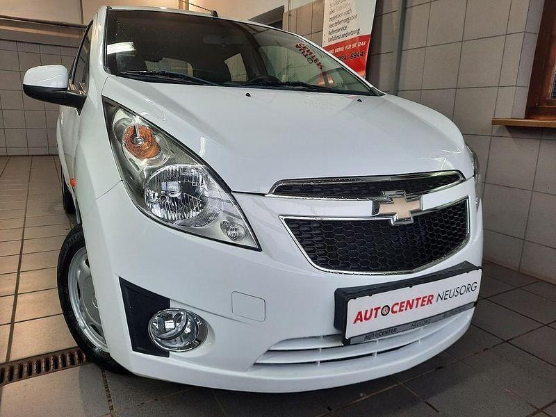 Weiß Gebraucht 2011 Chevrolet Spark LS Kleinwagen | 3.500 € (Fairer Preis) - Bild 1/4