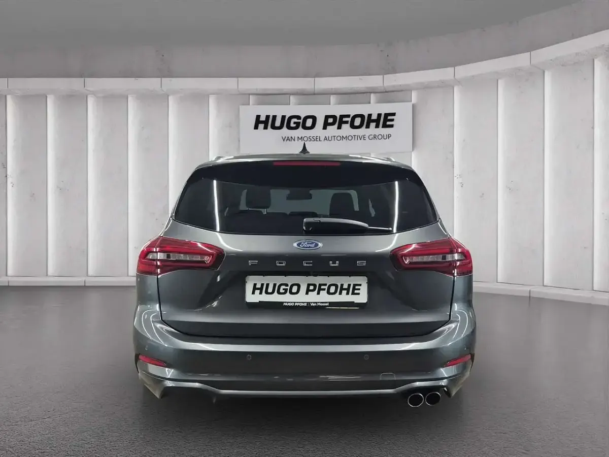 Gebraucht Ford Focus ST-Line X 116 PS (85 kW) 2024 Magnetic metallic Kombi