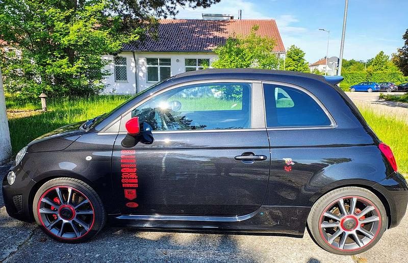 Gebraucht Abarth 595C 165 PS (121 kW) 2016 Schwarz Cabrio