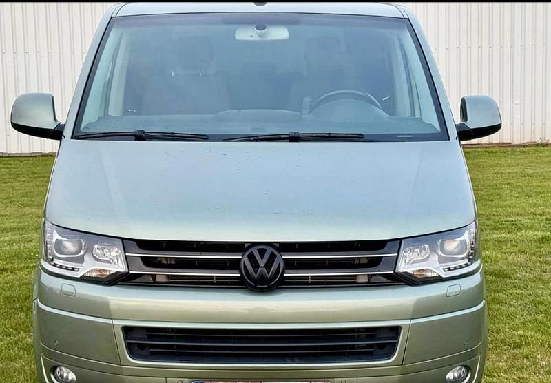 Grün Gebraucht 2003 VW Multivan Van | 13.999 € - Bild 1/4