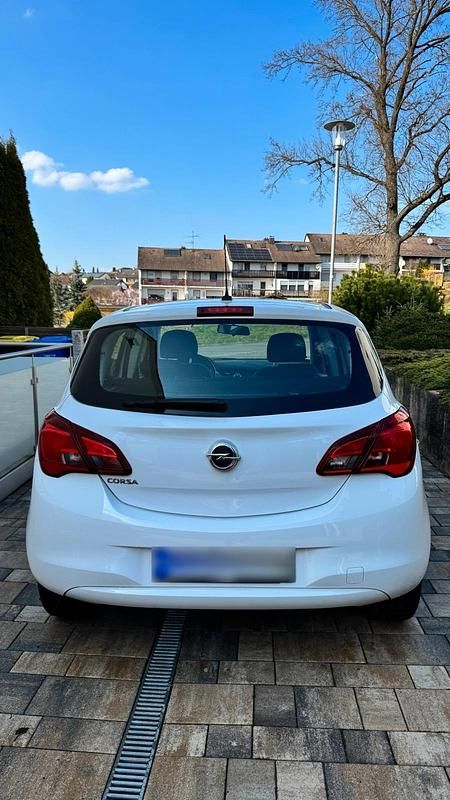 Gebraucht Opel Corsa 69 PS (50 kW) 2017 Weiß Kleinwagen