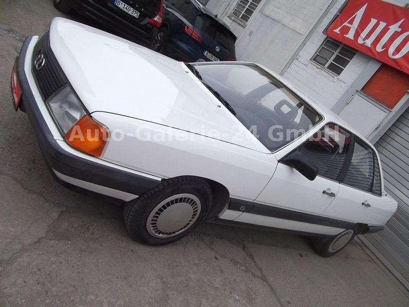 Gebraucht Audi 100 88 PS (64 kW) 1986 Weiß Limousine