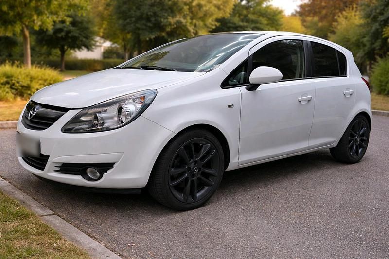 Gebraucht Opel Corsa 87 PS (63 kW) 2011 Kleinwagen
