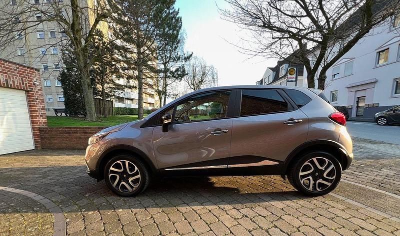 Gebraucht Renault Captur 90 PS (66 kW) 2016 Grau SUV