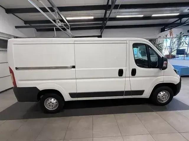 Gebraucht Peugeot Boxer 131 PS (96 kW) 2017 Weiss Van