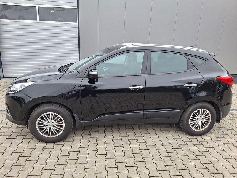 Schwarz Gebraucht 2015 Hyundai ix35 Style SUV | 14.500 € (Etwas zu teuer) - Bild 1/4
