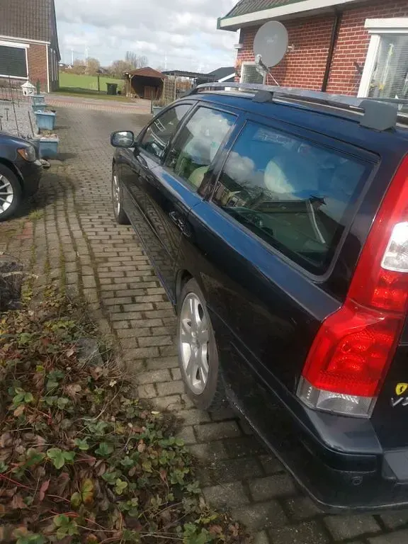 Gebraucht Volvo V70 R-Design 163 PS (119 kW) 2008 Schwarz Kombi