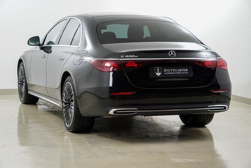 Gebraucht Mercedes E400 Premium Plus 252 PS (185 kW) 2023 Schwarz Limousine