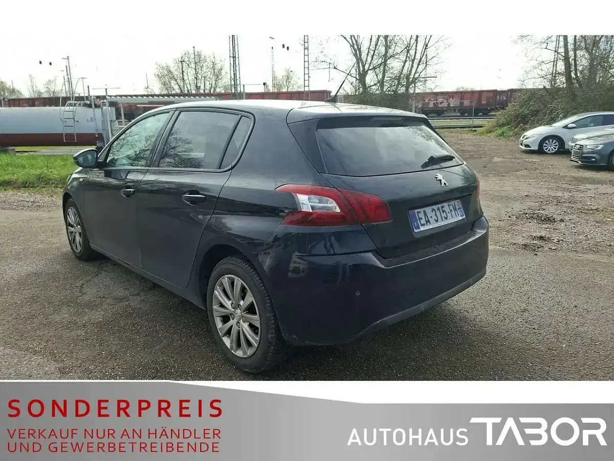 Gebraucht Peugeot 308 99 PS (72 kW) 2016 Lackierung schwarz perla nera/ Limousine