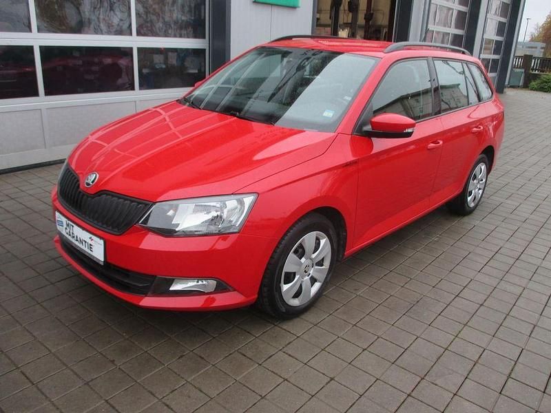 Rot Gebraucht 2018 Skoda Fabia Cool Plus Kombi | 11.700 € (Etwas zu teuer) - Bild 1/4