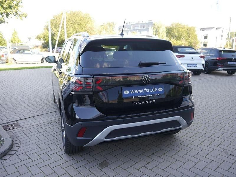 Gebraucht VW T-Cross Style 116 PS (85 kW) 2024 Deep black perleffekt SUV