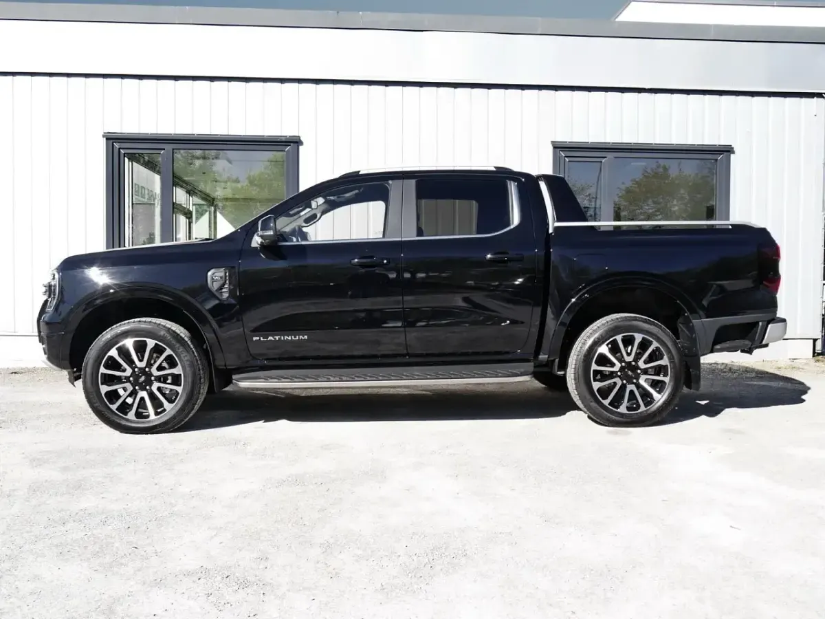 Neu Ford Ranger Platinum 241 PS (177 kW) 2026 Schwarz Pickup