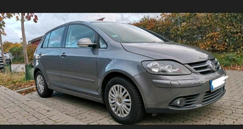 Grau Gebraucht 2007 VW Golf Plus Cross Van / Kleinbus | 4.499 € (Guter Preis) - Bild 1/4