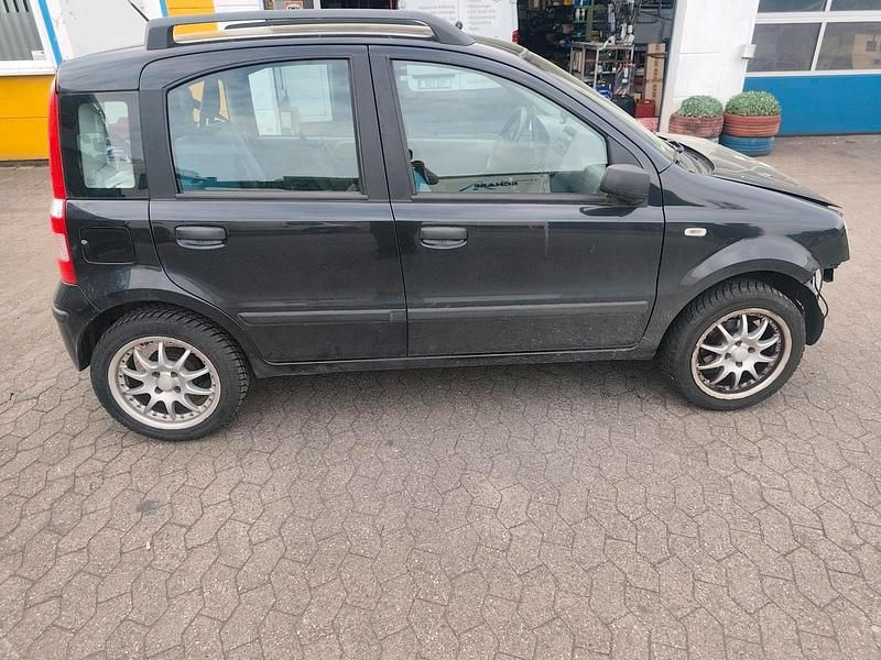 Gebraucht Fiat Panda 60 PS (44 kW) 2004 Schwarz Kleinwagen