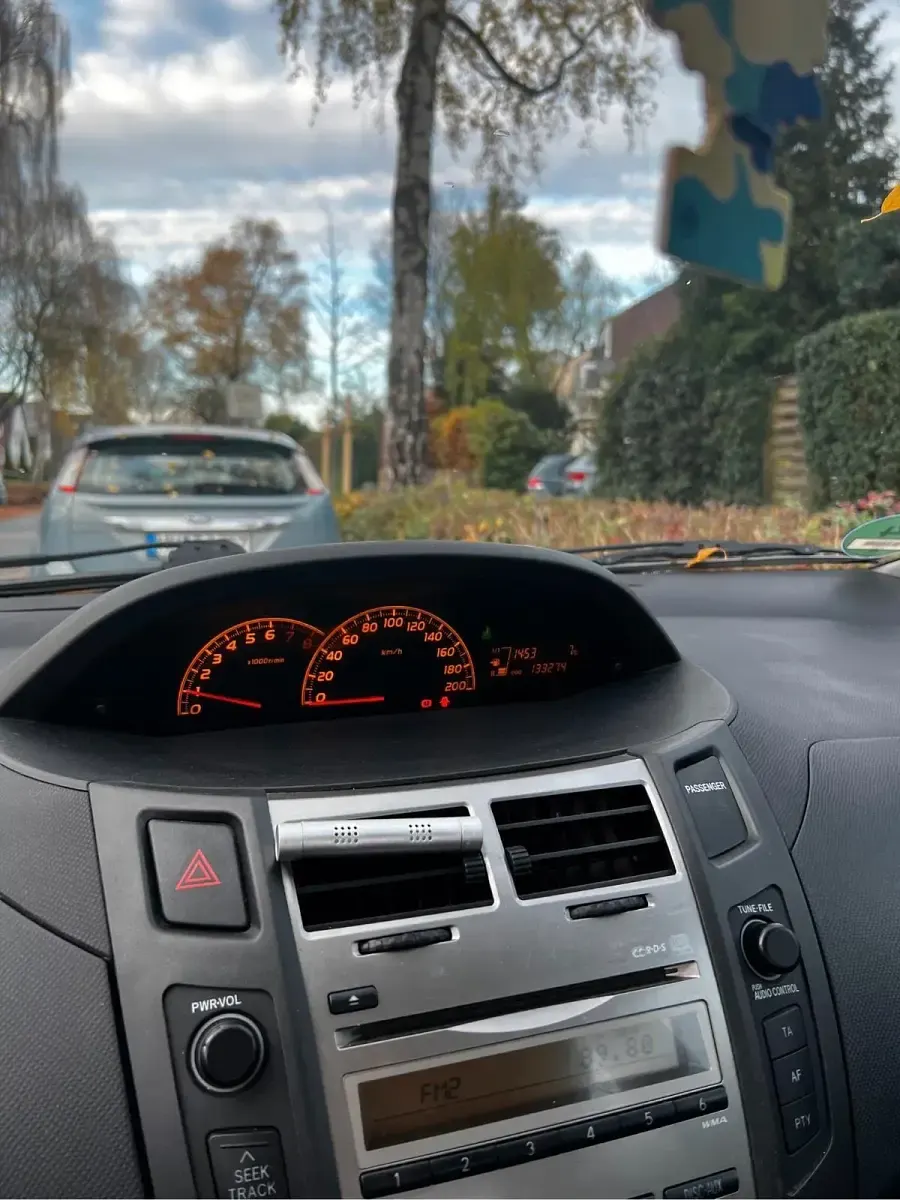 Gebraucht Toyota Yaris 69 PS (50 kW) 2011 Kleinwagen