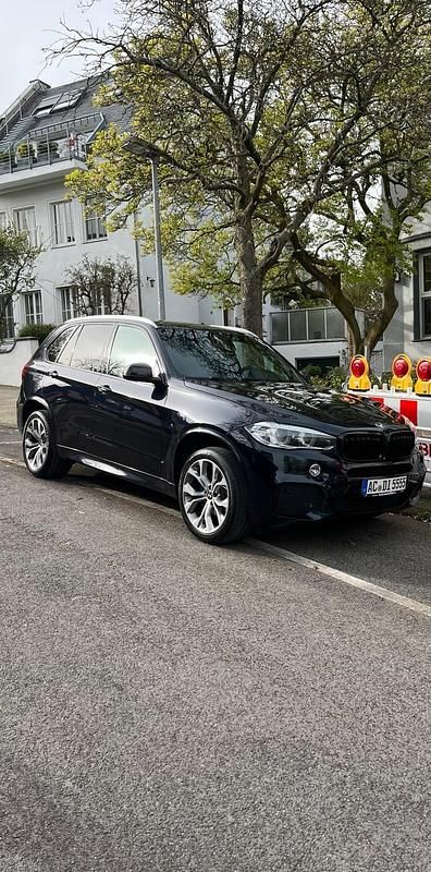 Schwarz Gebraucht 2014 BMW X5 M SUV | 22.800 € - Bild 1/4