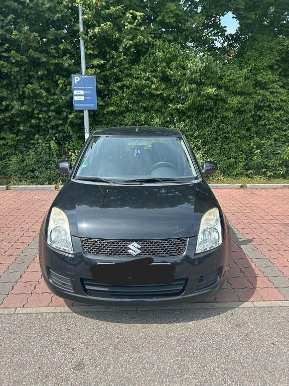 Schwarz Gebraucht 2009 Suzuki Swift Comfort Limousine | 2.600 € (Fairer Preis) - Bild 1/4