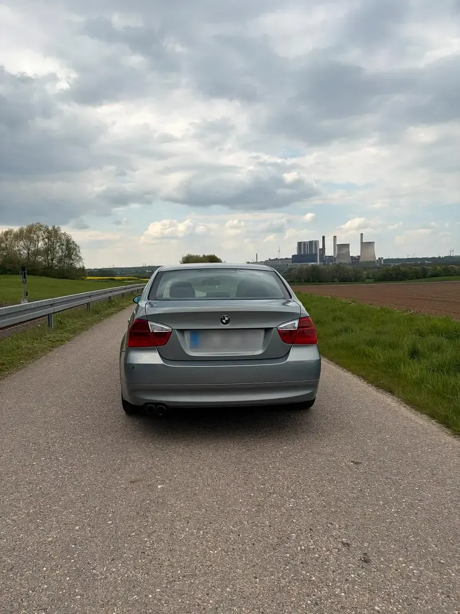 Używany BMW 325 218 KM (160 kW) 2006 Szary Sedan/Limuzyna