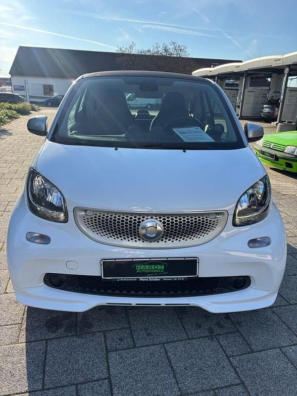 Gebraucht Smart ForTwo Coupé Basis 90 PS (66 kW) 2017 Weiß Coupé