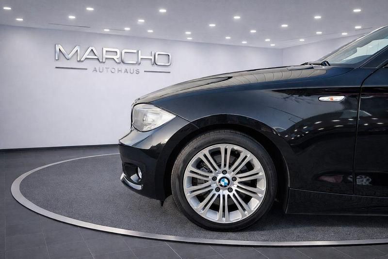 Gebraucht BMW 118 Cabriolet Efficient Dynamics 143 PS (105 kW) 2012 Schwarz Cabrio