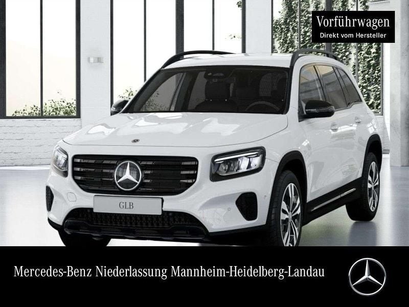 Weiß Gebraucht 2025 Mercedes GLB200 Progressive SUV | 38.290 € (Guter Preis) - Bild 1/1