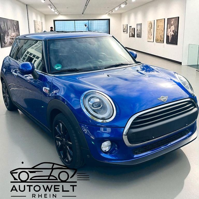 Blau Gebraucht 2018 Mini ONE Kleinwagen | 14.490 € (Fairer Preis) - Bild 1/4
