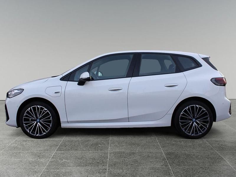 Gebraucht BMW 225 M Sport 245 PS (180 kW) 2022 Alpinweiss iii Van / Kleinbus