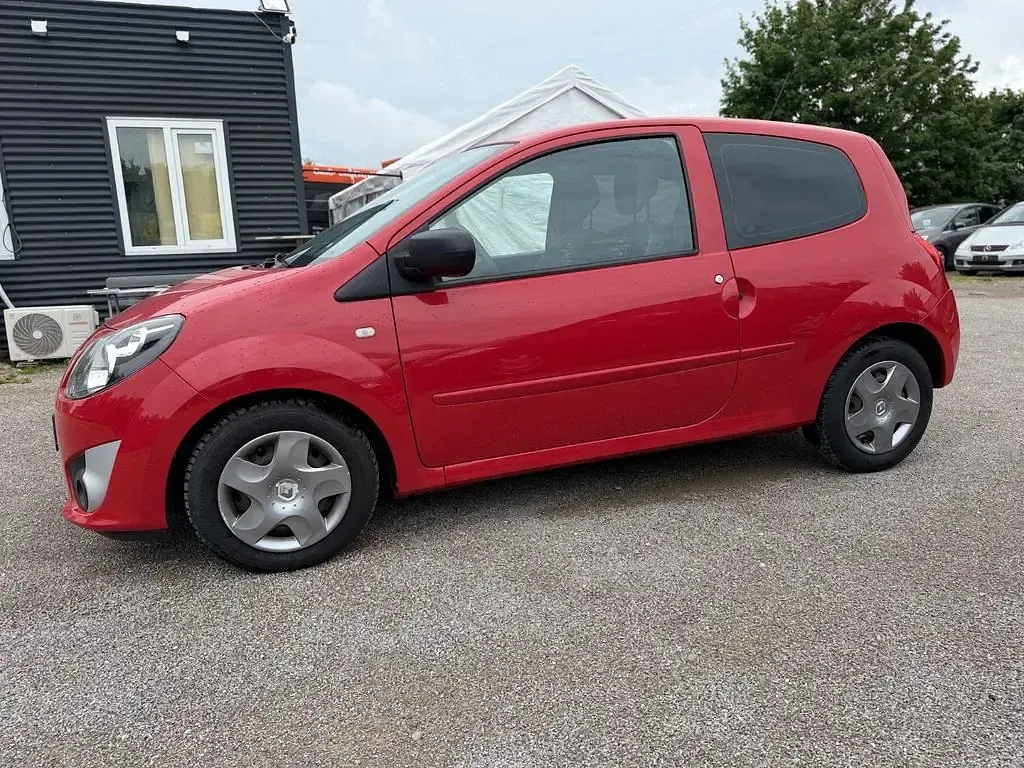Gebraucht Renault Twingo 75 PS (55 kW) 2011 Rot Kleinwagen