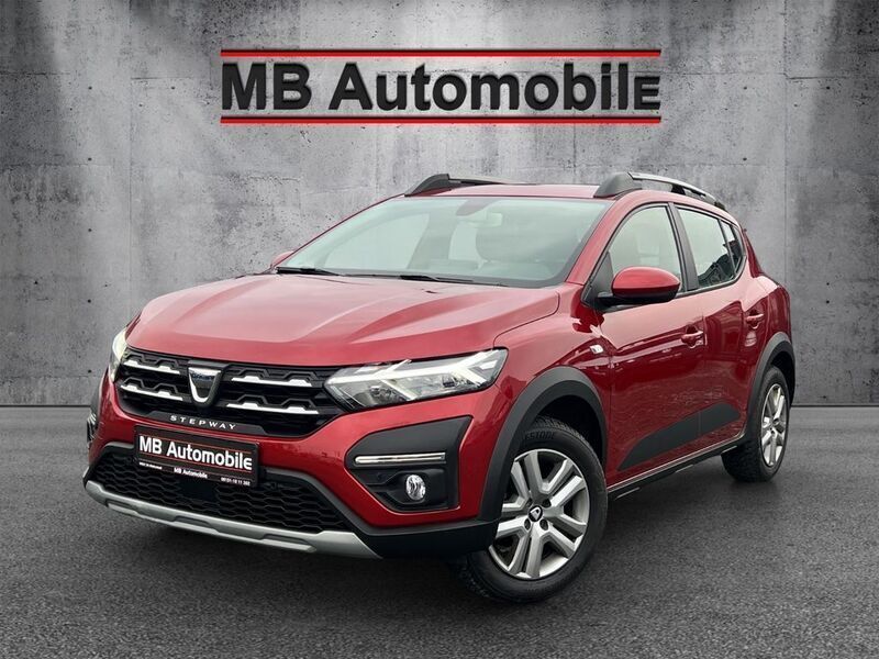 Rot Gebraucht 2022 Dacia Sandero Stepway Kleinwagen | 14.980 € (Guter Preis) - Bild 1/4