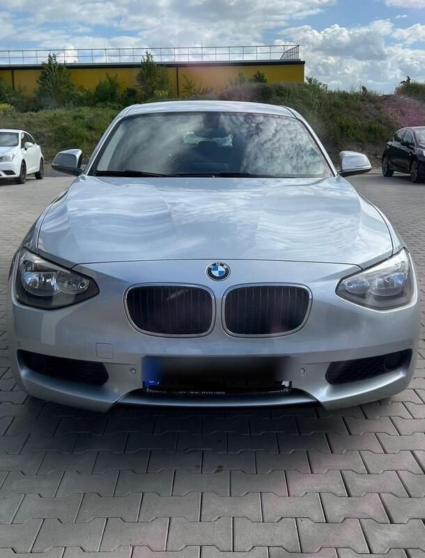 Silber Gebraucht 2014 BMW 116 Kleinwagen | 7.100 € - Bild 1/4