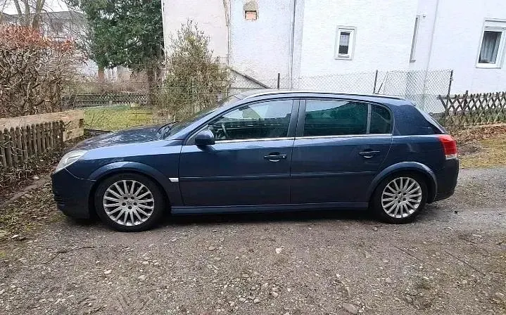 Gebraucht Opel Signum 300 PS (220 kW) 2005 Kleinwagen