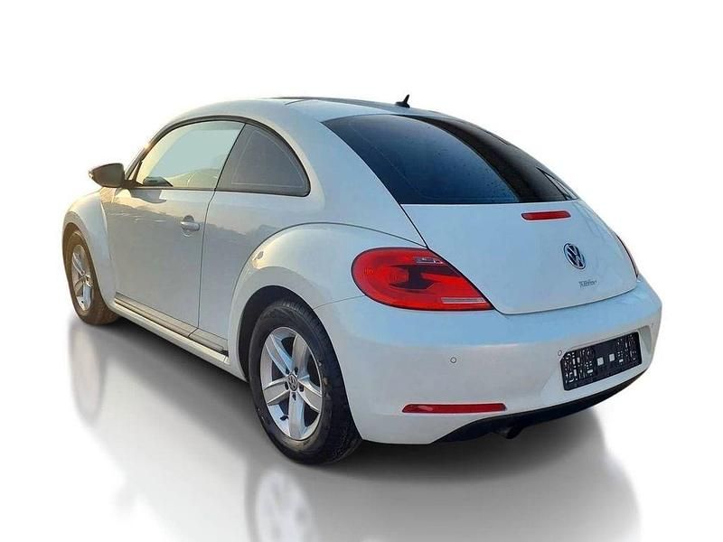 Usata VW Beetle 105 CV (77 kW) 2012 Bianco Utilitaria