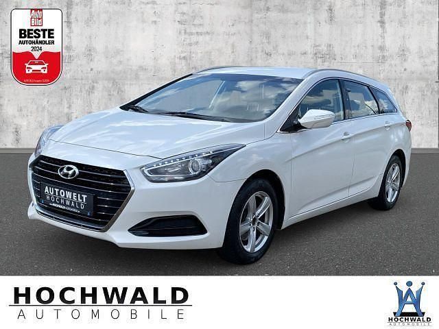 Weiß Gebraucht 2017 Hyundai i40 Limousine | 7.990 € (Superpreis) - Bild 1/4