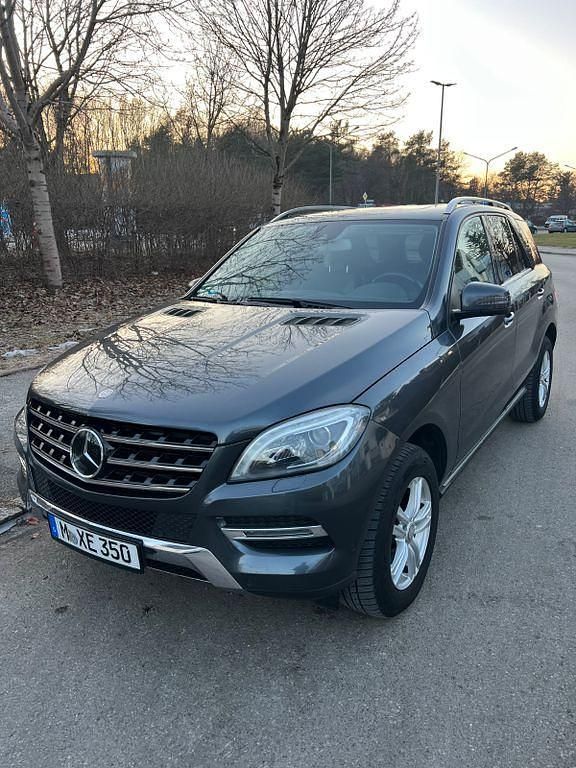 Gebraucht Mercedes 350 258 PS (189 kW) 2013 Grau SUV