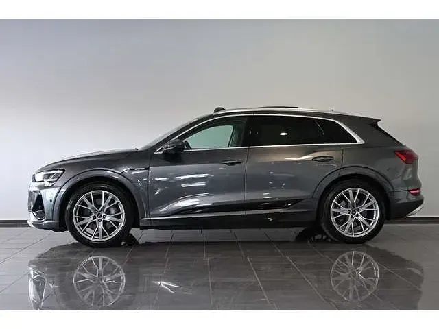 Gebraucht Audi e-tron S-Line 300 kW (408 PS) 2020 SUV