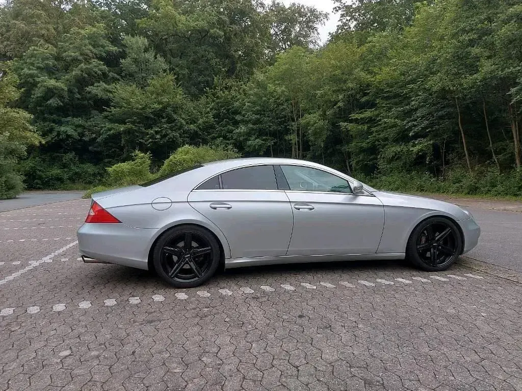 Gebraucht Mercedes CLS350 272 PS (200 kW) 2007 Silber Coupé