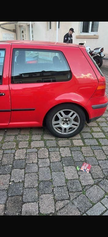 Gebraucht VW Golf III Basis 75 PS (55 kW) 1998 Rot Limousine
