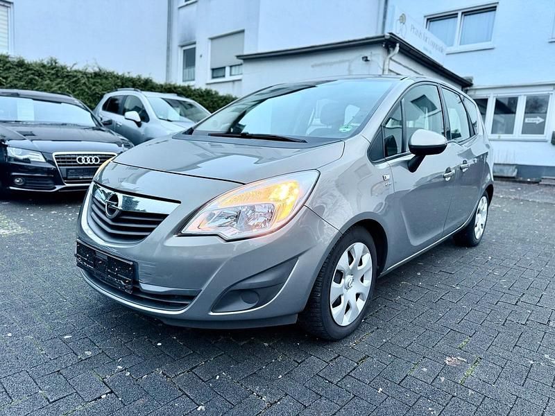 Gebraucht Opel Meriva Active 110 PS (80 kW) 2013 Braun Van / Kleinbus