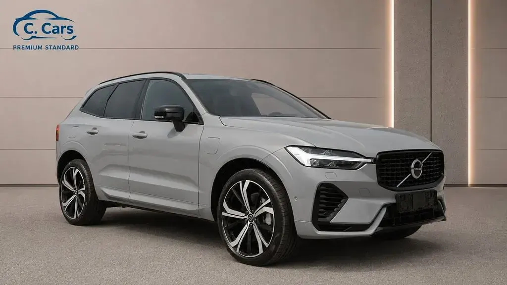 Gebraucht Volvo XC60 Plus 253 PS (186 kW) 2025 Grau SUV