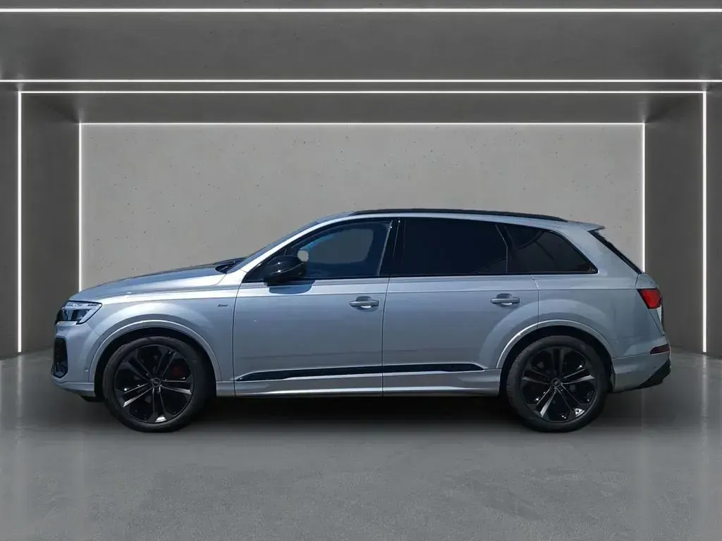Gebraucht Audi Q7 Business 340 PS (250 kW) 2026 Silber SUV