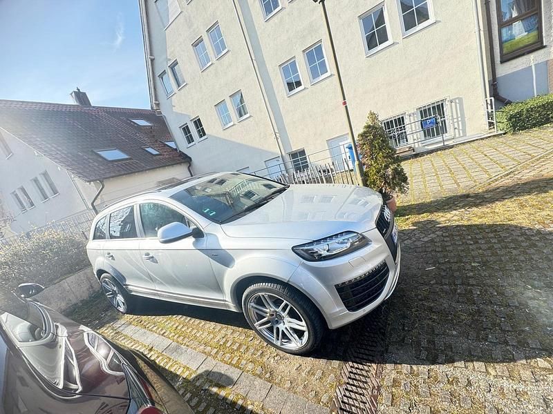 Gebraucht Audi Q7 Ambiente 340 PS (250 kW) 2015 Grau SUV