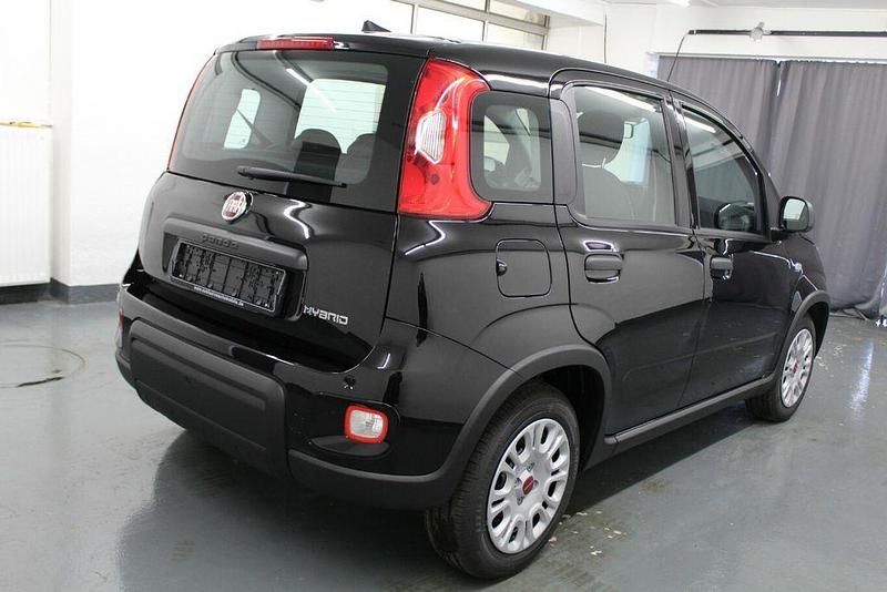 Gebraucht Fiat Panda 69 PS (50 kW) 2022 Schwarz Limousine