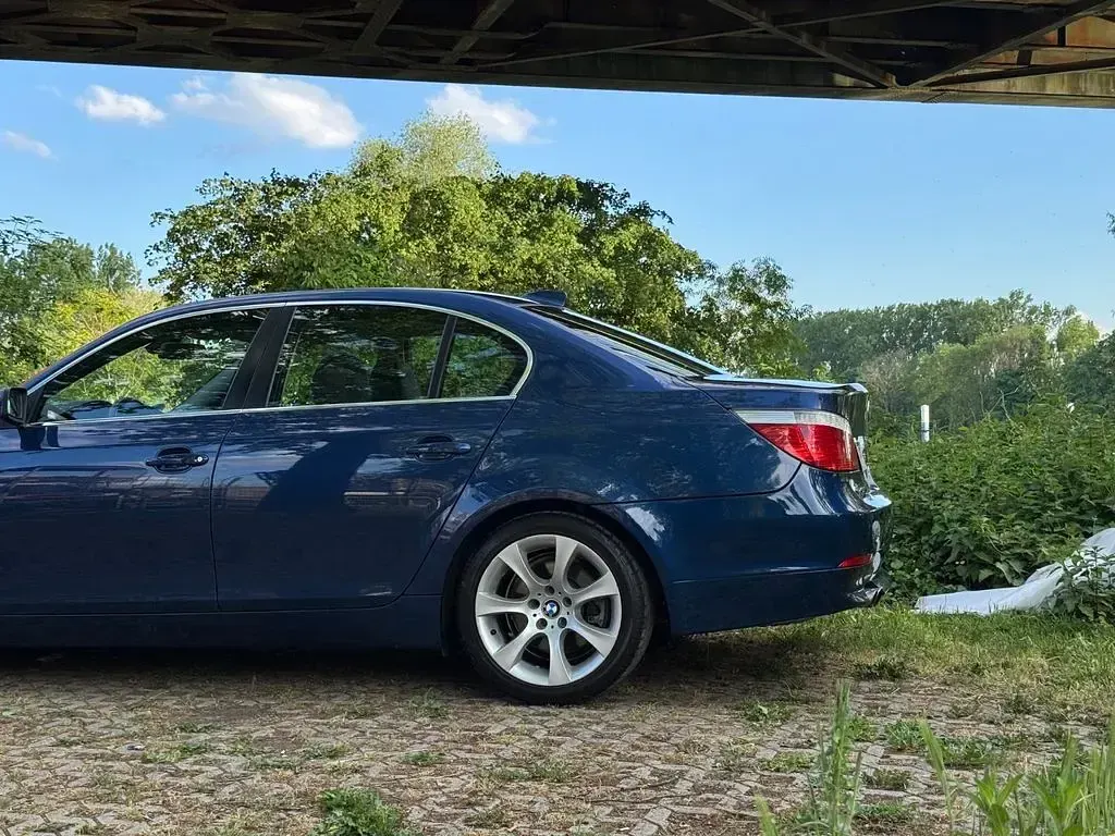 Gebraucht BMW 530 231 PS (169 kW) 2003 Blau Limousine