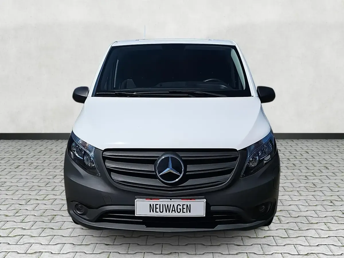 Neu Mercedes e-Vito 85 kW (116 PS) 2025 Arktikweiß Van