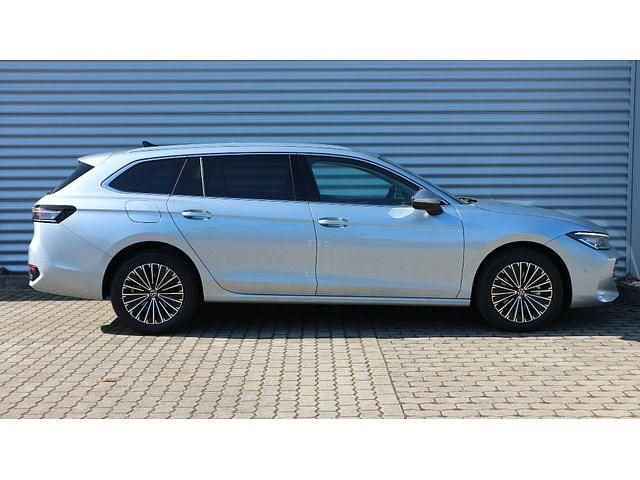 Neu VW Passat Elegance 150 PS (110 kW) 2025 Silber Kombi