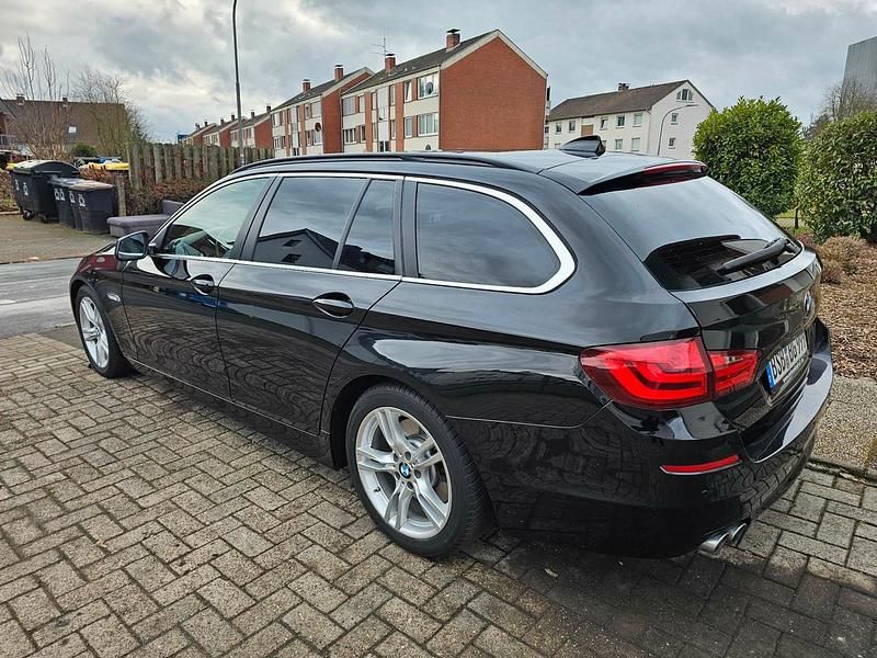 Gebraucht BMW 530 258 PS (189 kW) 2013 Schwarz Kombi