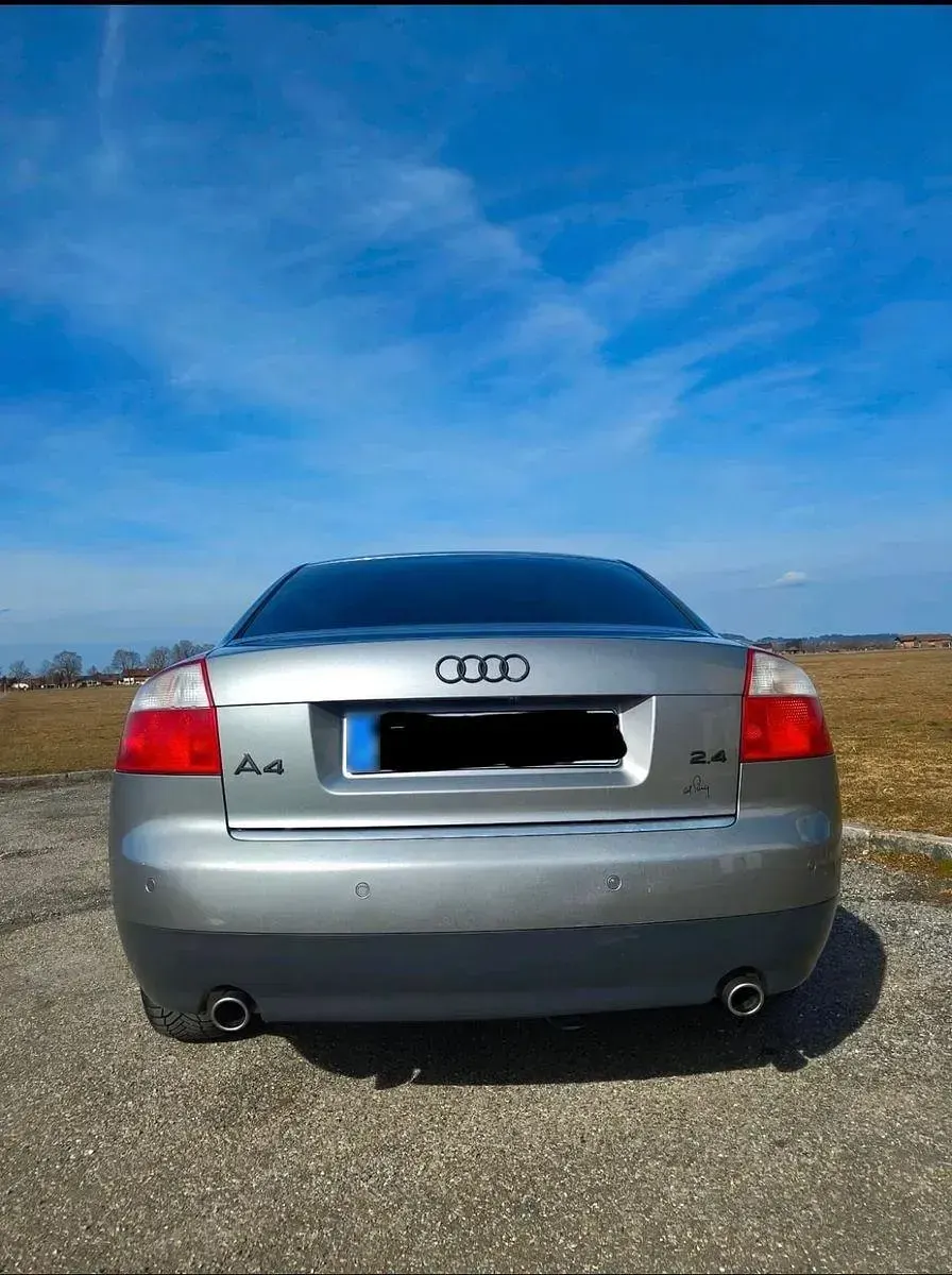Gebraucht Audi A4 170 PS (125 kW) 2002 Grau Limousine