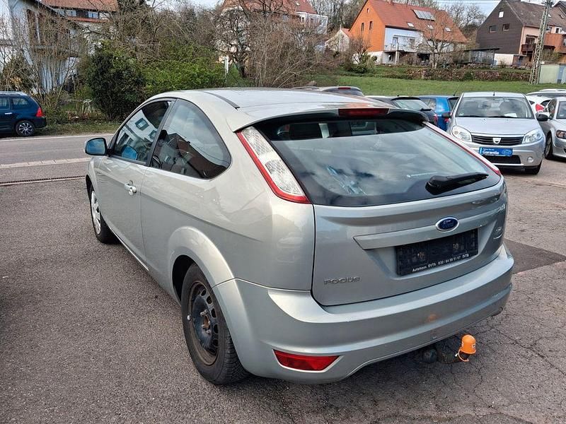 Gebraucht Ford Focus Sport 116 PS (85 kW) 2009 Grau Limousine