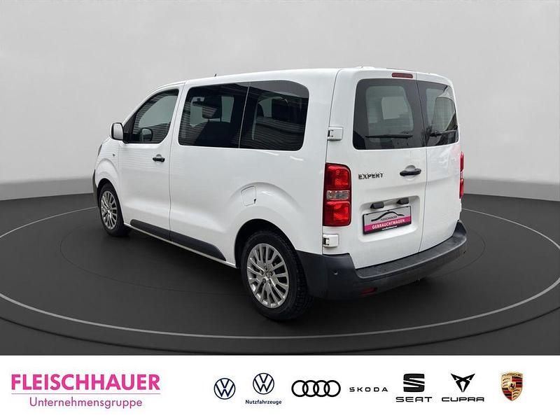 Gebraucht Peugeot Expert 116 PS (85 kW) 2017 Weiss Van